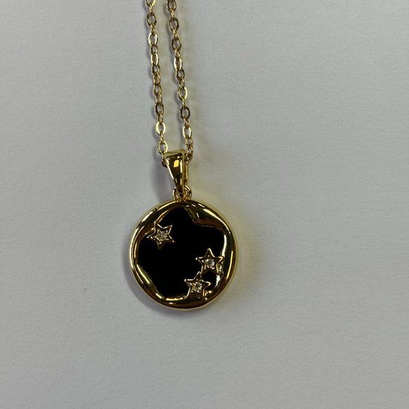Gold Round Black Jade Three Stars Pendant Necklace - Picture 3 of 14